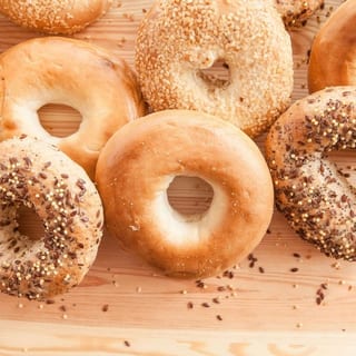 Bagel with Cream Cheese (New Yorker Bagels)